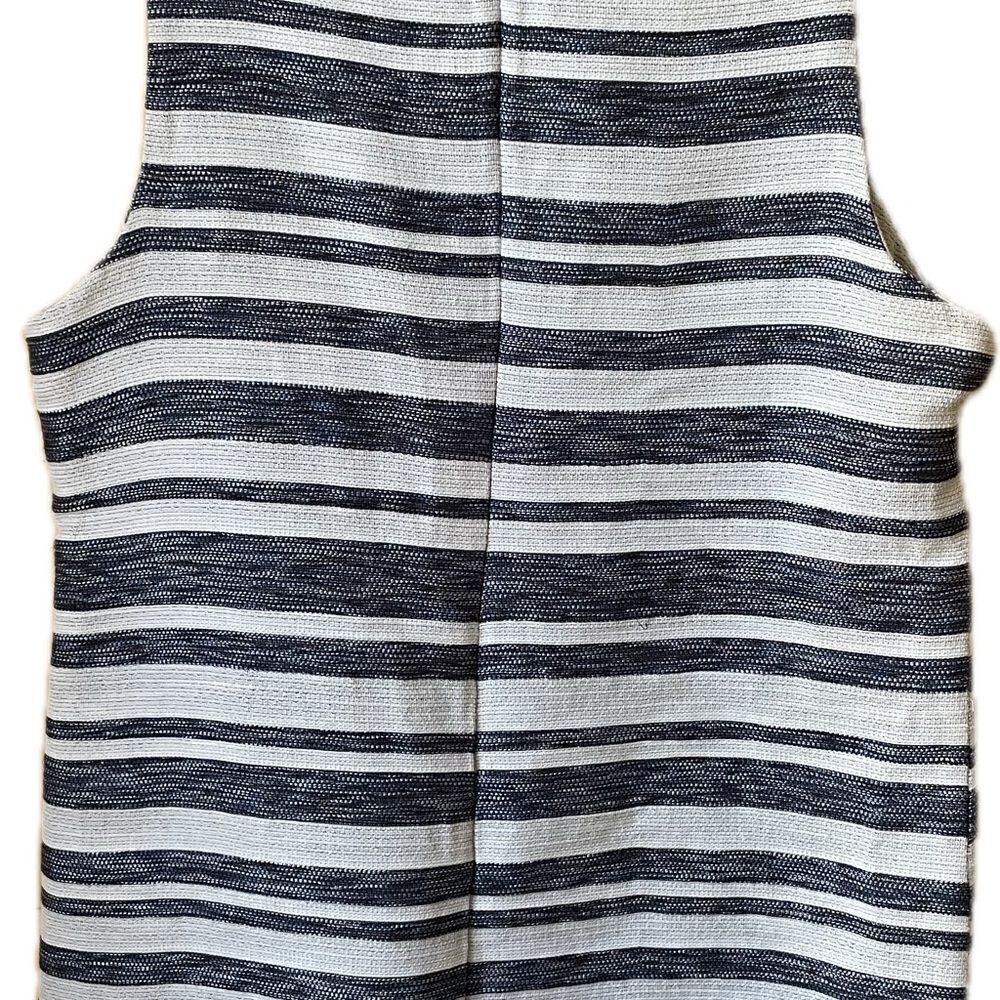 Cupcakes and Cashmere Blue Stripe Tunic Top - Picture 5 of 9